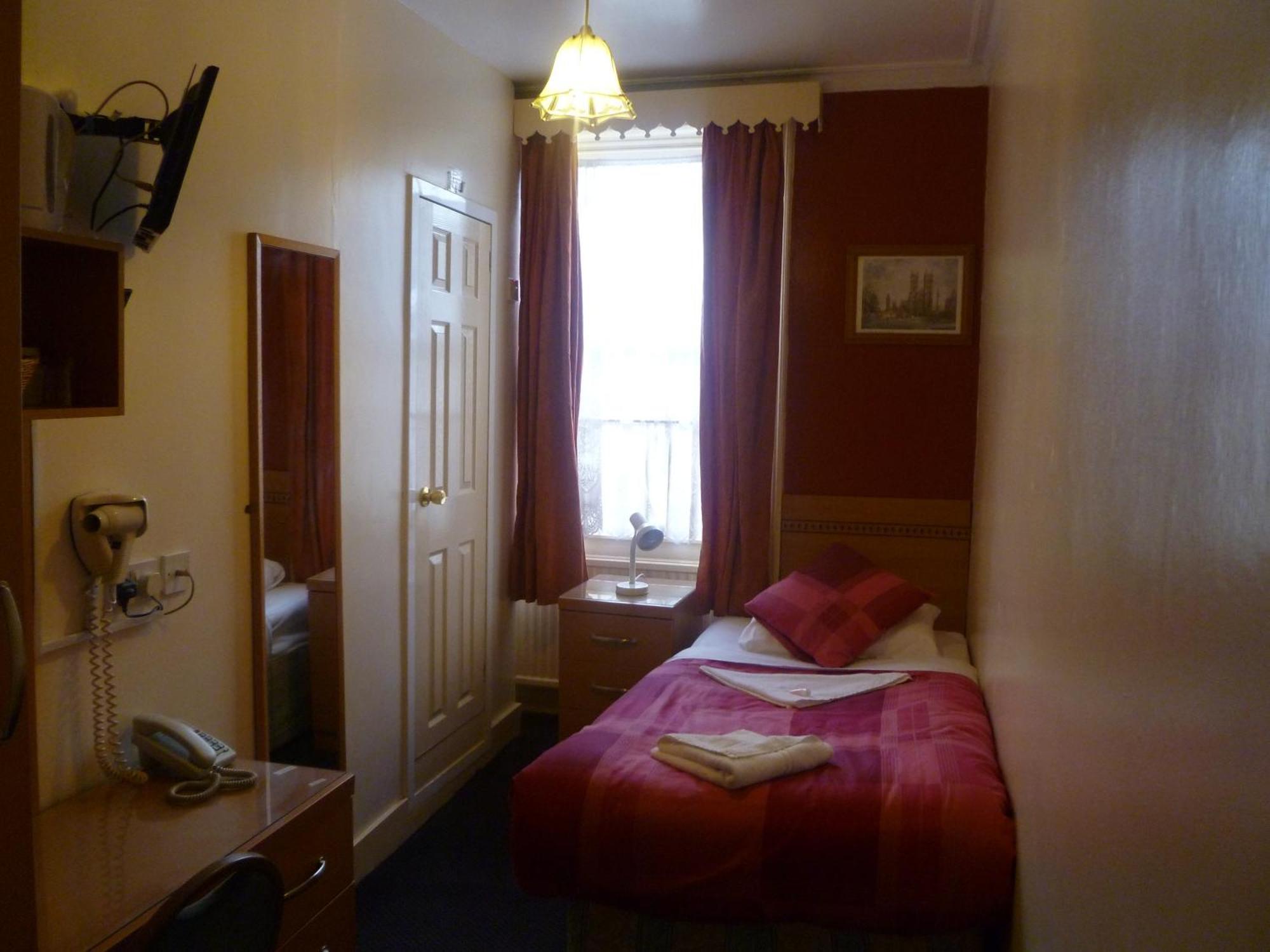 Gasthof Grenville House 2*